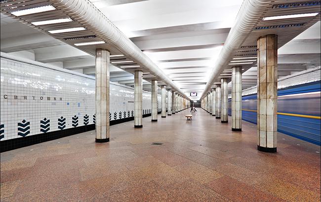 Ремонт на станции киевского метро "Святошин" продлили до конца года