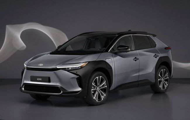 Батарейная альтернатива RAV4: первый электромобиль Toyota дебютировал в Европе