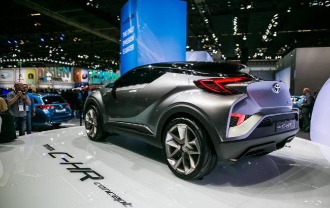 Премьеры Женевского автосалона 2016: кроссоверы