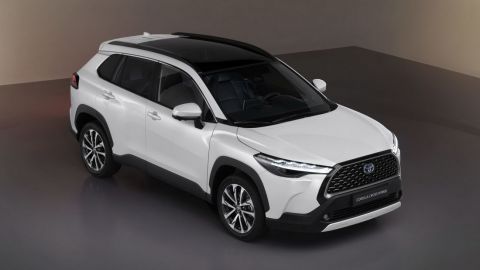 С гибридной установкой 5-го поколения: Toyota будет продавать в Украине еще один кроссовер