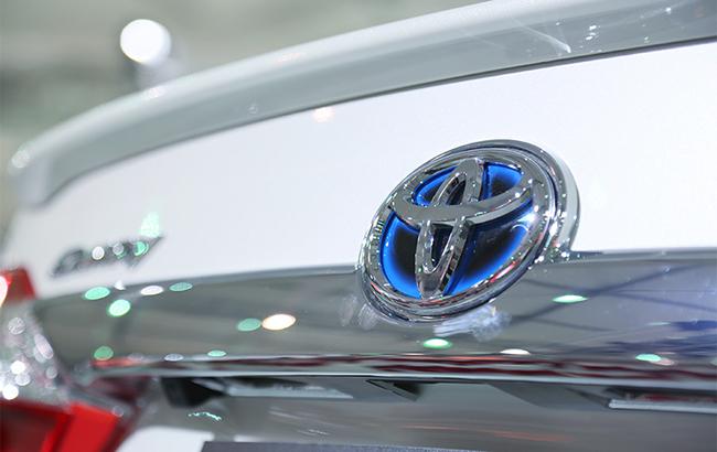 Toyota відкличе понад 180 тис. авто в Китаї через подушки безпеки