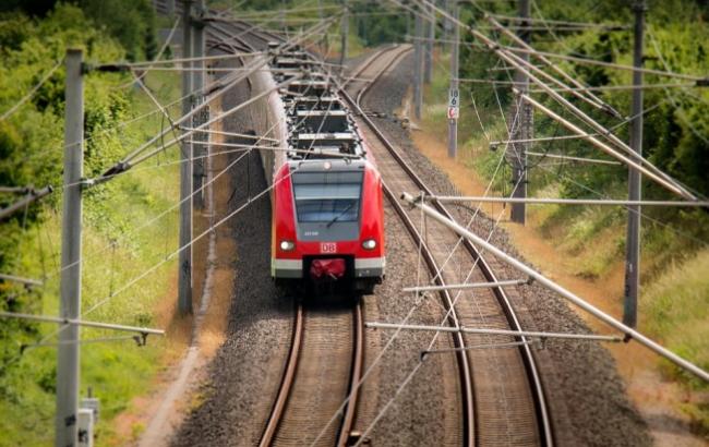 В Винницкой области подростка ударило током на крыше поезда