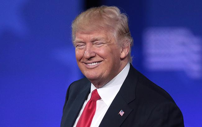 Трамп назвав Клінтон "найбільшим лузером усіх часів"