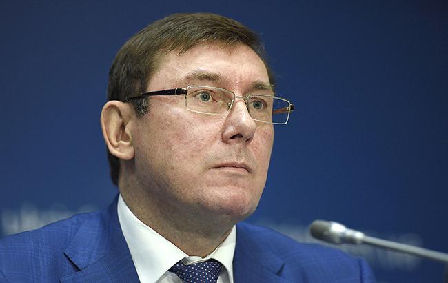 Правоохранители задержали прокурора на получении взятки в 5 тыс. долларов, - Луценко