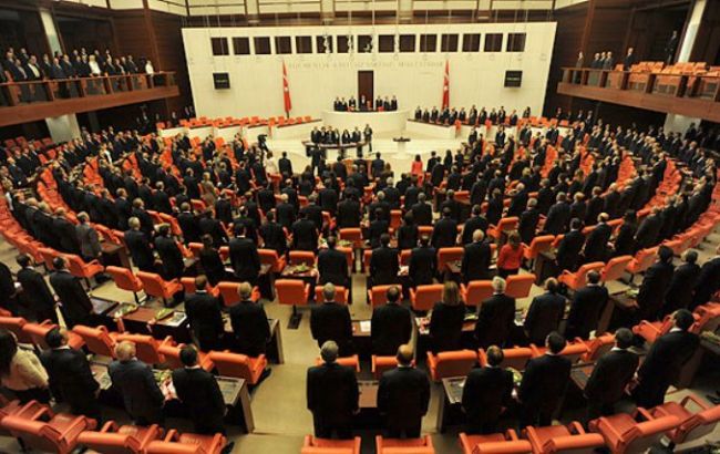 Парламент Туреччини прийняв конституційну реформу Ердогана