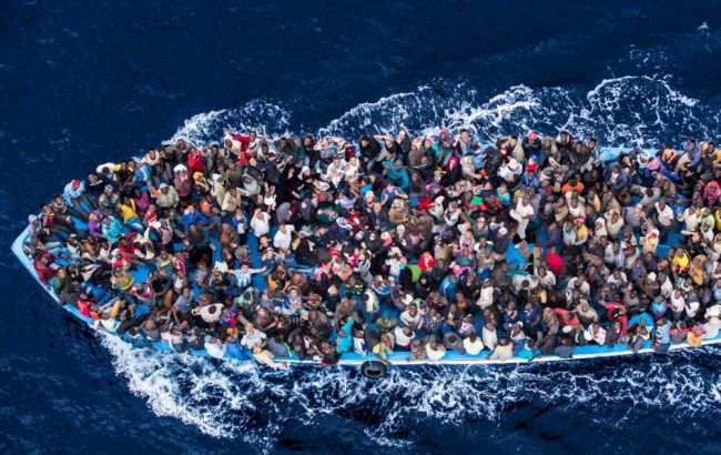 Понад 263 тис. мігрантів дісталися Європи морем в 2016 році