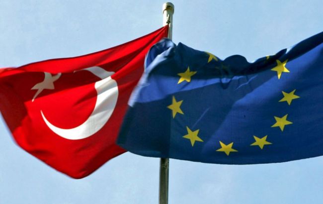 Канцлер Австрії пропонує перервати переговори про вступ Туреччини в ЄС