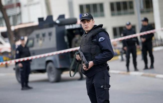 В Турции в ходе воскресного рейда задержали еще сотни подозреваемых в связях с ИГИЛ