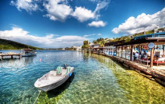 Небывалый ажиотаж: крымчане активно покупают путевки в Турцию