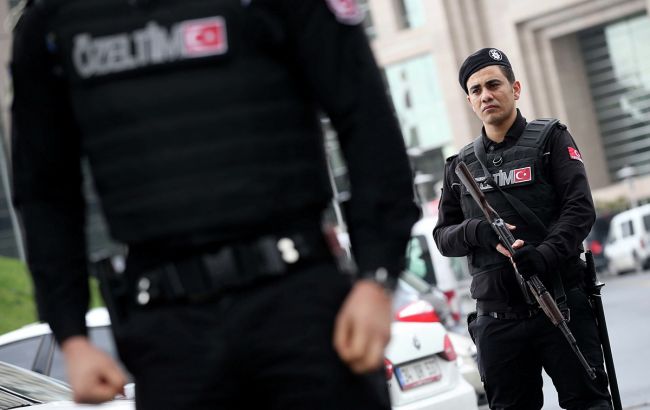 В Турции при задержании застрелили двух подозреваемых в подготовке теракта