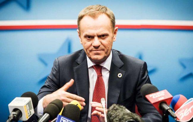Туск, Меркель і Олланд шукають "компроміс" щодо санкцій проти РФ