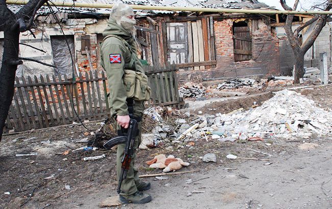 Бойовики обстріляли житловий будинок у Мар'їнці