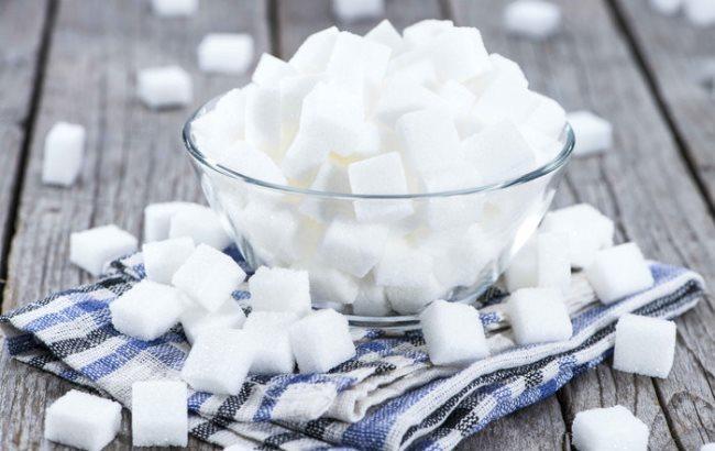 Вчені назвали 5 проблем зі здоровям, які виникають через зловживання цукром