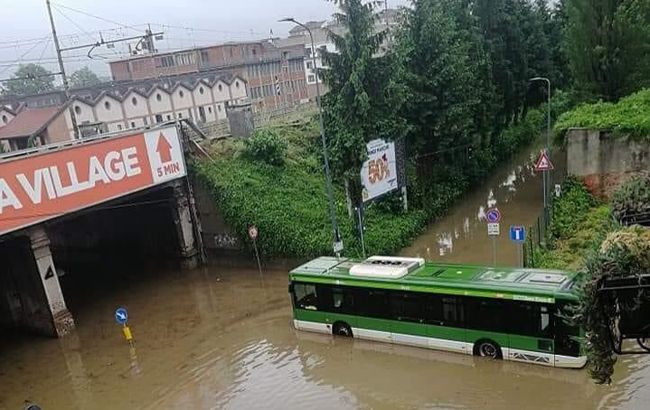 У Мілані сильні зливи призвели до підтоплень міста