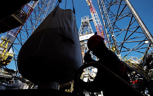 Спецдозволи Держгеонадр розділили Злочевський, Ахметов і "Укргазвидобування"