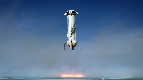 Безос отправляется в космос: где посмотреть