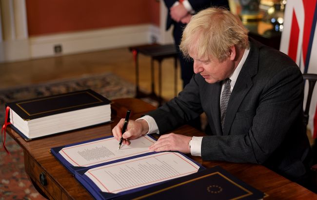 Прем'єр Британії підписав торгову угоду з ЄС