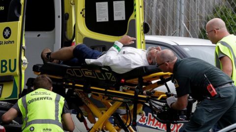 Полиция Новой Зеландии обезвредила несколько бомб после стрельбы в мечетях