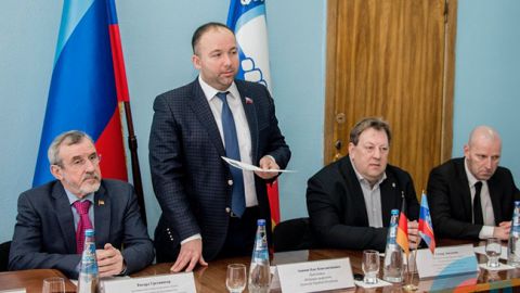 В МИД осудили визит немецких политиков на оккупированный Донбасс