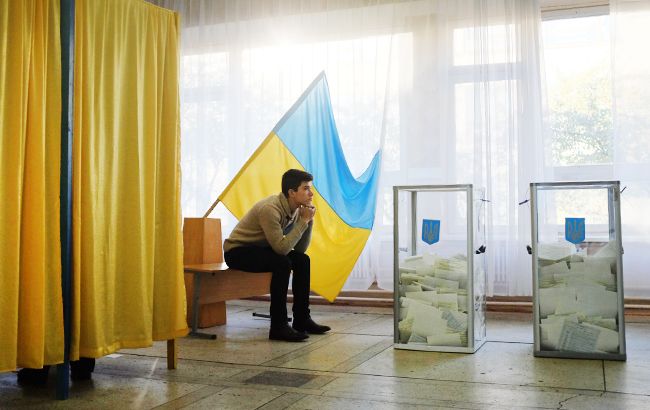 Закон о запрете россиянам быть наблюдателями на выборах завтра вступит в силу