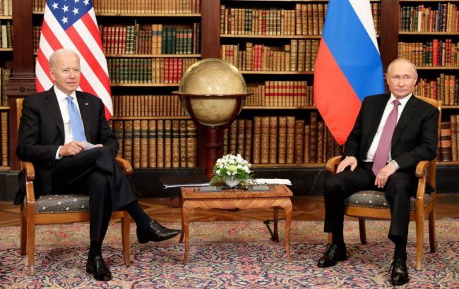 Переговори Байдена і Путіна: у Росії назвали дату