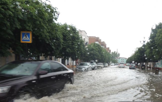 В пострадавшем после циклона Крыму объявили штормовое предупреждение