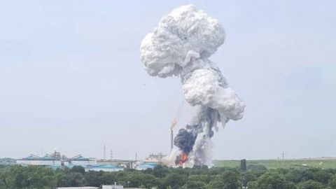 Выросло число жертв взрыва и пожара на химзаводе в Германии