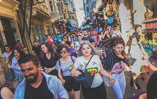 В Турции резиновыми пулями разогнали ЛГБТ-прайд