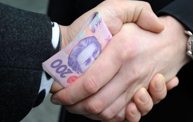 В Черниговской области главу сельсовета задержали за взятку в 68 тыс. гривен