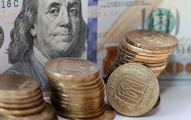 Испытание на прочность: что будет с курсом доллара в Украине