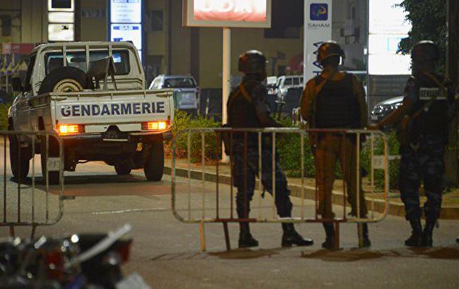 На золотом руднике в Буркина-Фасо произошел сход оползня, есть жертвы