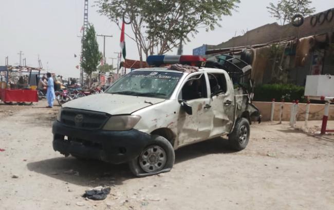 Число жертв взрыва на избирательном участке в Пакистане возросло до 31