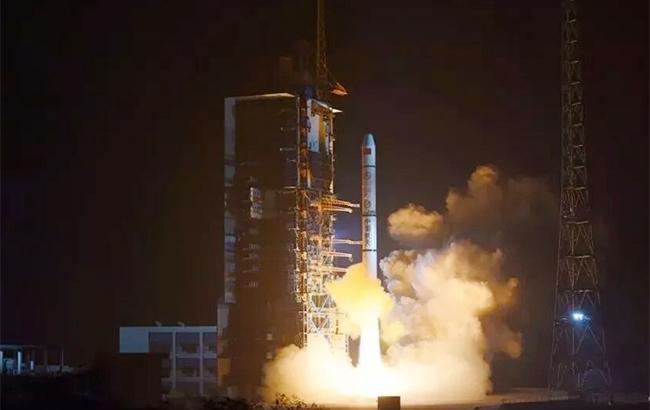 Китай запустив групу супутників зондування Землі
