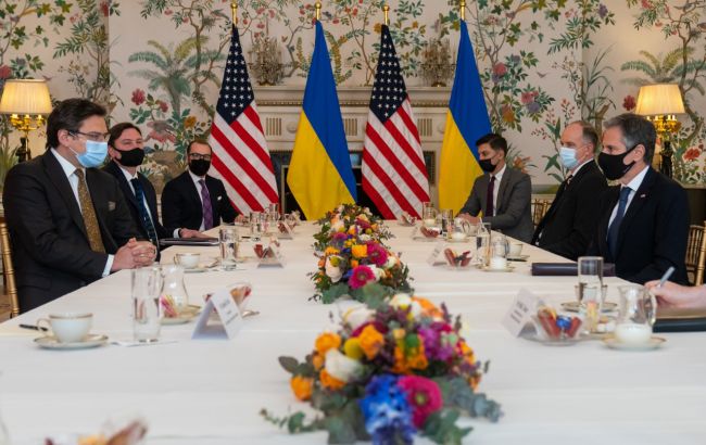 Кулеба встретился с главой Госдепа США: призвал сдержать Россию от дальнейшей агрессии