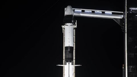 Ракета SpaceX стартувала із секретним супутником для космічного командування США