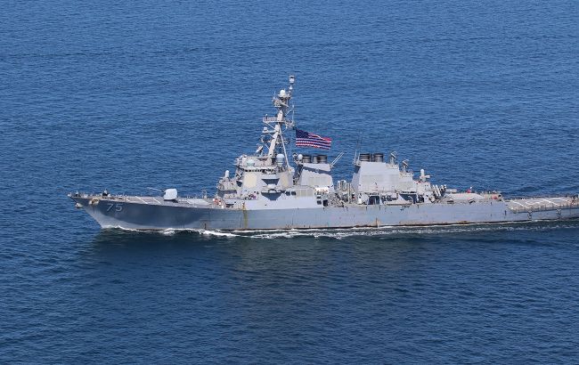 У Чорне море для патрулювання прямує американський есмінець