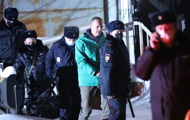 Навального отправили в СИЗО: где будут удерживать оппозиционера