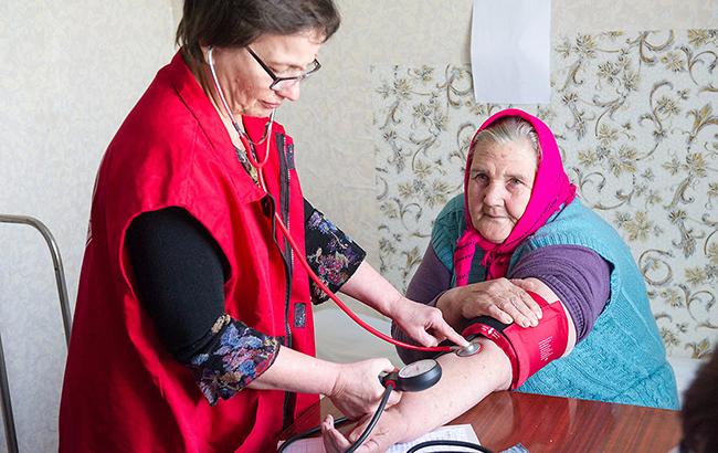 Кабмин инициирует введение в Украине Дня семейной медицины