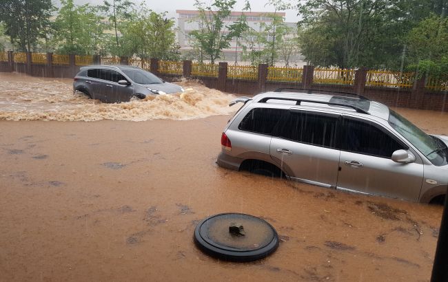 В Южной Корее из-за тайфуна отменили десятки авиарейсов, есть жертвы