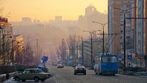 "Дуже боляче": у мережі з'явилися нові похмурі фото окупованого Донецька