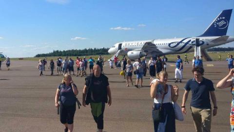 В аэропорту Хельсинки загорелся пассажирский самолет