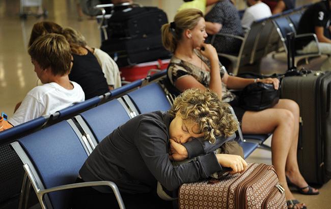Раде предлагают предусмотреть компенсацию пассажирам в случае задержки рейса свыше 3 часов