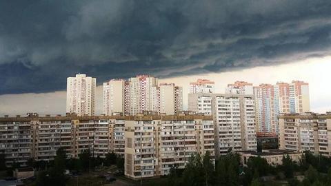 У Києві у найближчу годину очікується гроза