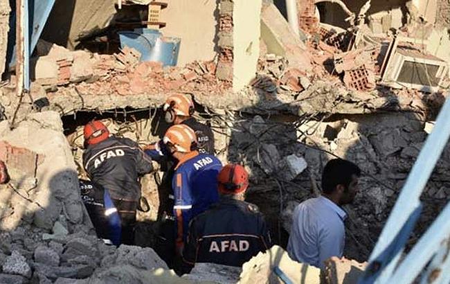 У Туреччині збільшилася кількість постраждалих в результаті землетрусу