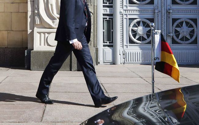 Німеччина відкликала частину дипломатів з Венесуели