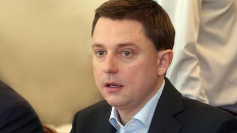 Прокуратура подозревает Довгого в злоупотреблении властью