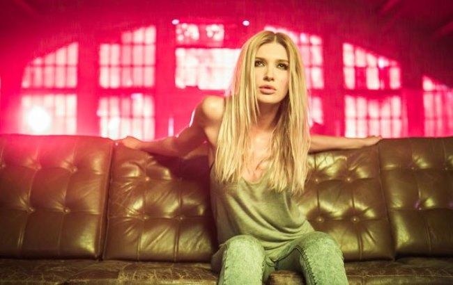 Victoria's Secret зняла нову рекламу під трек української співачки