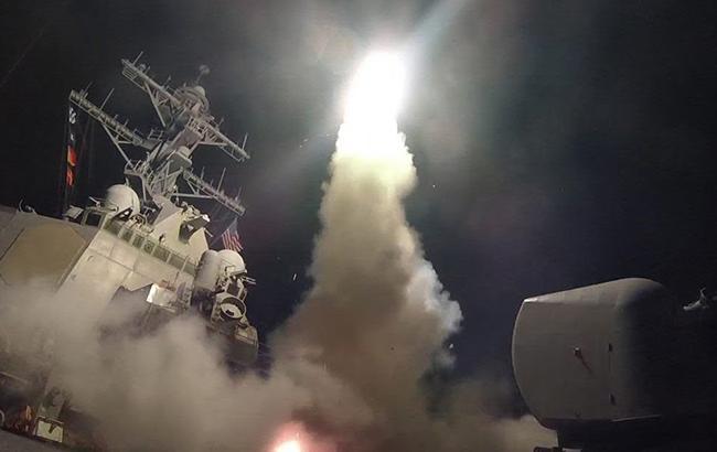 США показали відео запуску ракети "Томагавк" по Сирії