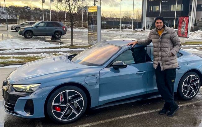 Вратарь сборной Украины и киевского "Динамо" Георгий Бущан купил быстрейший электрический Audi