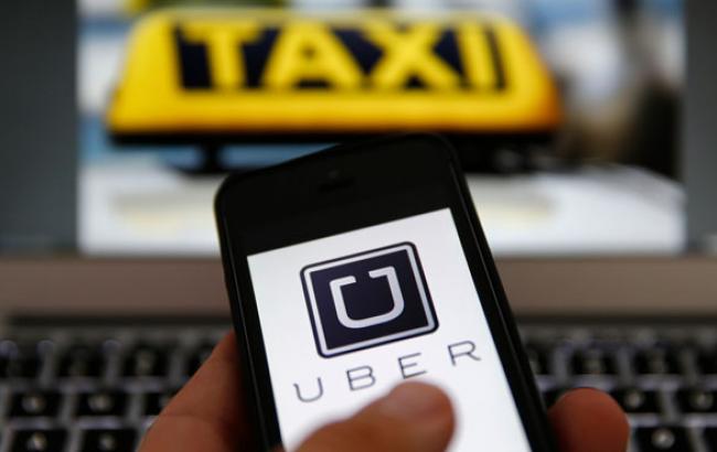 Француз судится с Uber за то, что система "сдала" жене его поездки к любовнице